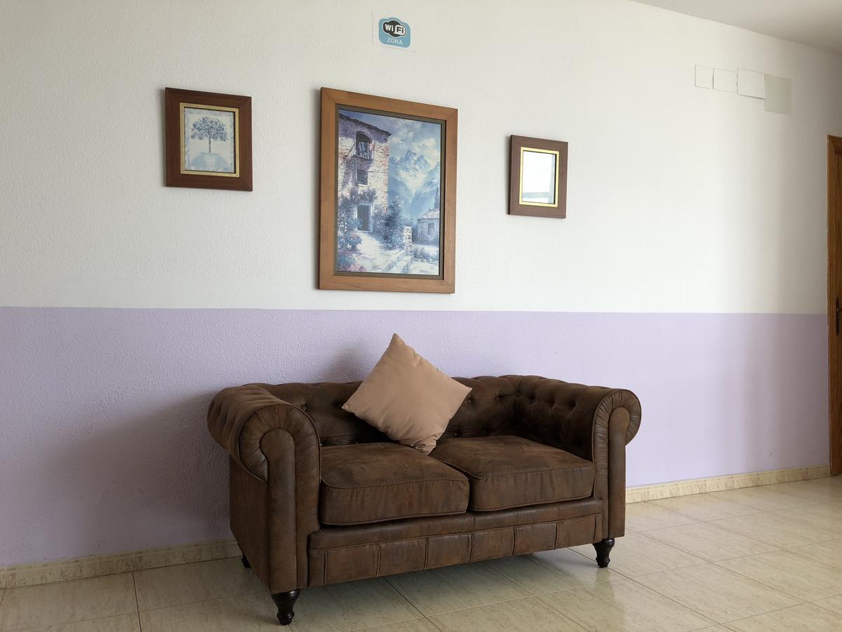 Hostal 82 Olías del Rey Exteriér fotografie