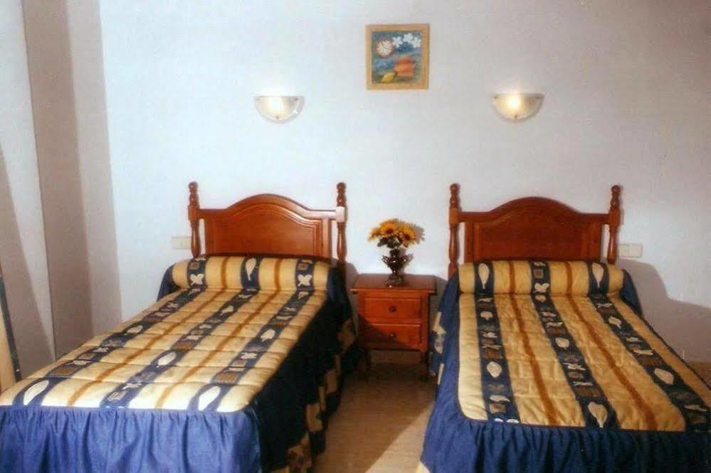Hostal 82 Olías del Rey Exteriér fotografie